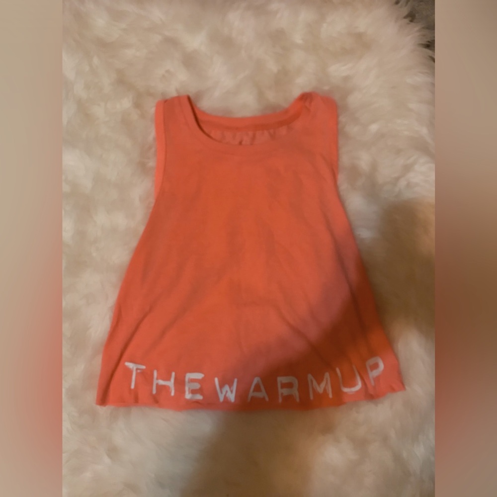 cropped muscle tank